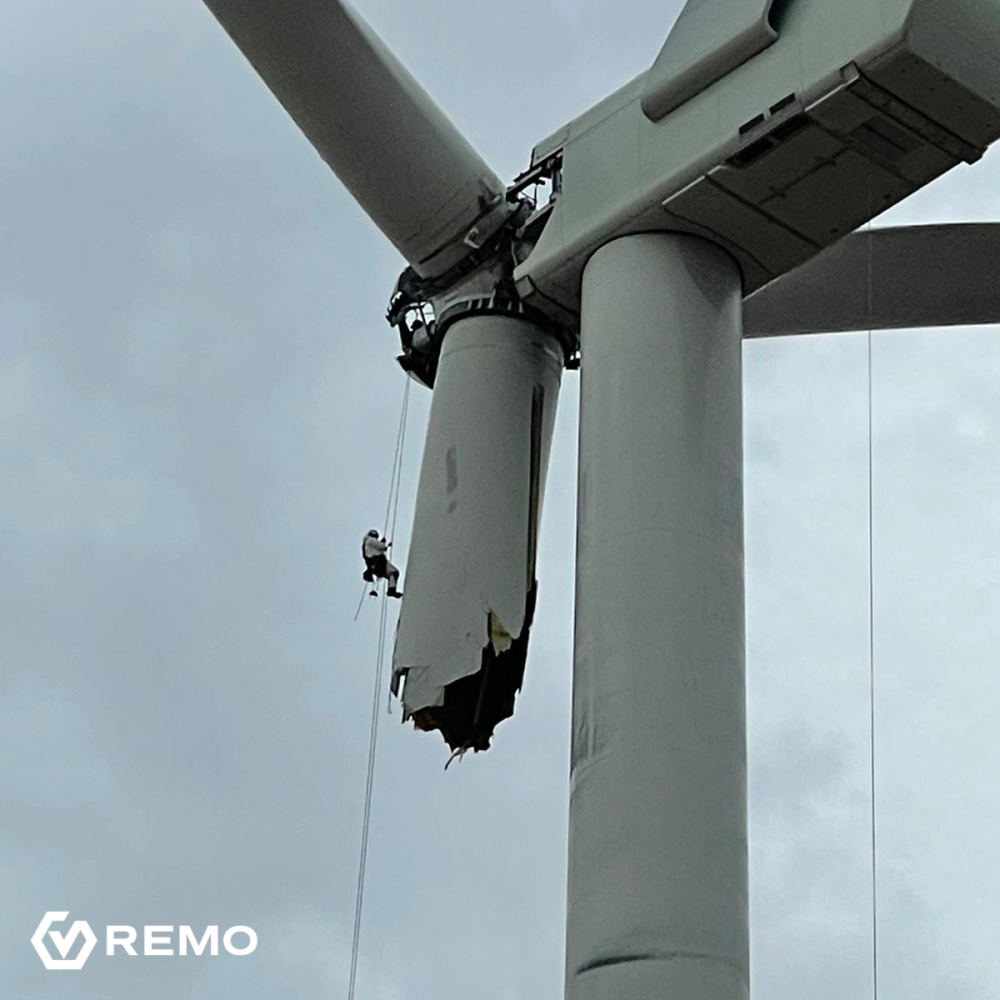 REMO TECHNICAL SERVICES & SONOMATIC EMBRACE THE WINDS OF CHANGE 2 4 4