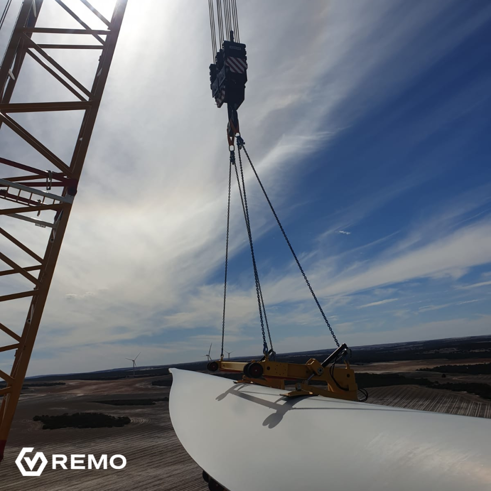 REMO TECHNICAL SERVICES & SONOMATIC EMBRACE THE WINDS OF CHANGE 4 6